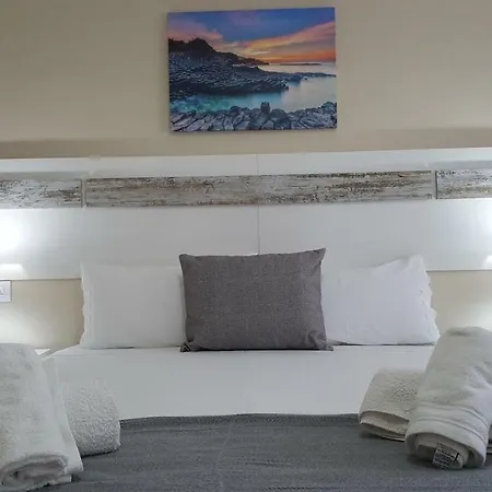 Apartamento Eduardo Lucena 5, Flamenco Córdova